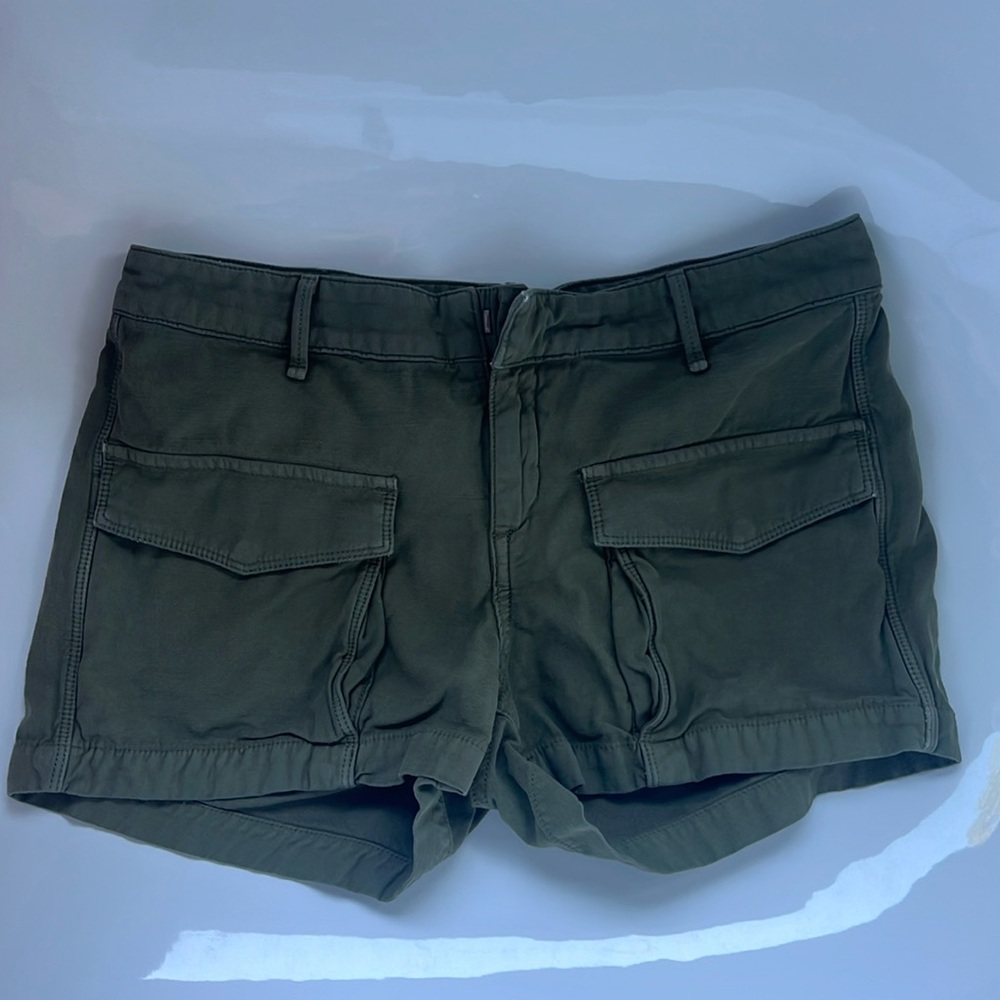 Cute Rag & Bone summer shorts in great condition!!